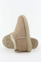 UGG - Classic Ultra Mini